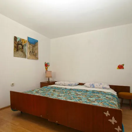 Vesna 1878 Rovinj